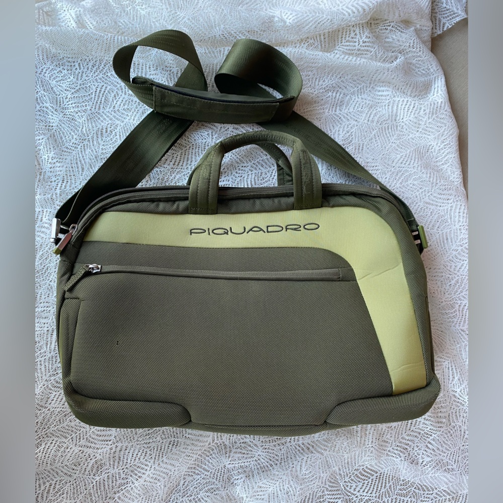Piquadro Green Laptop/Beautycase